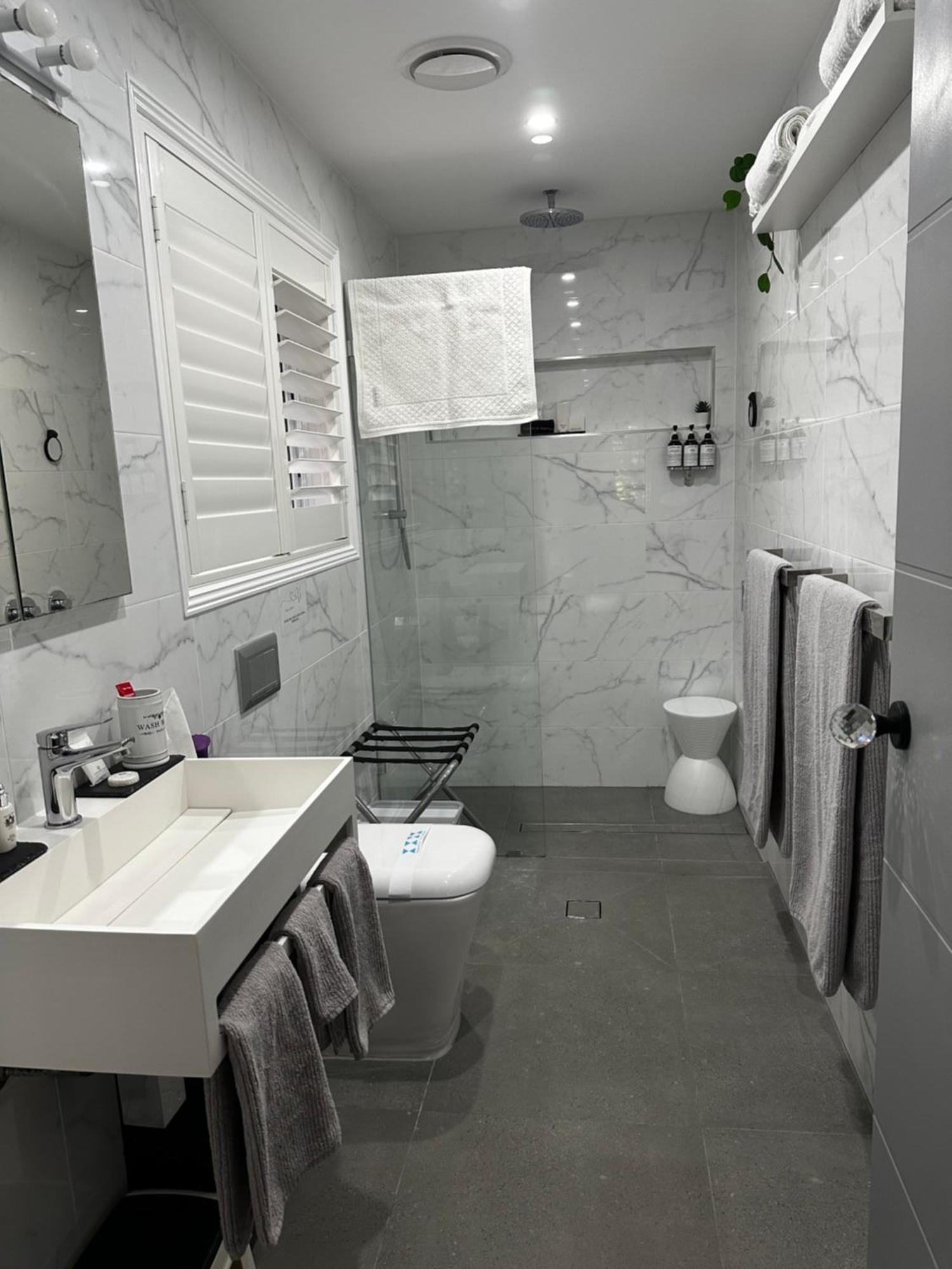 Ormeau Luxury Boutique Self-Contained Private Granny Flat 빌라 외부 사진