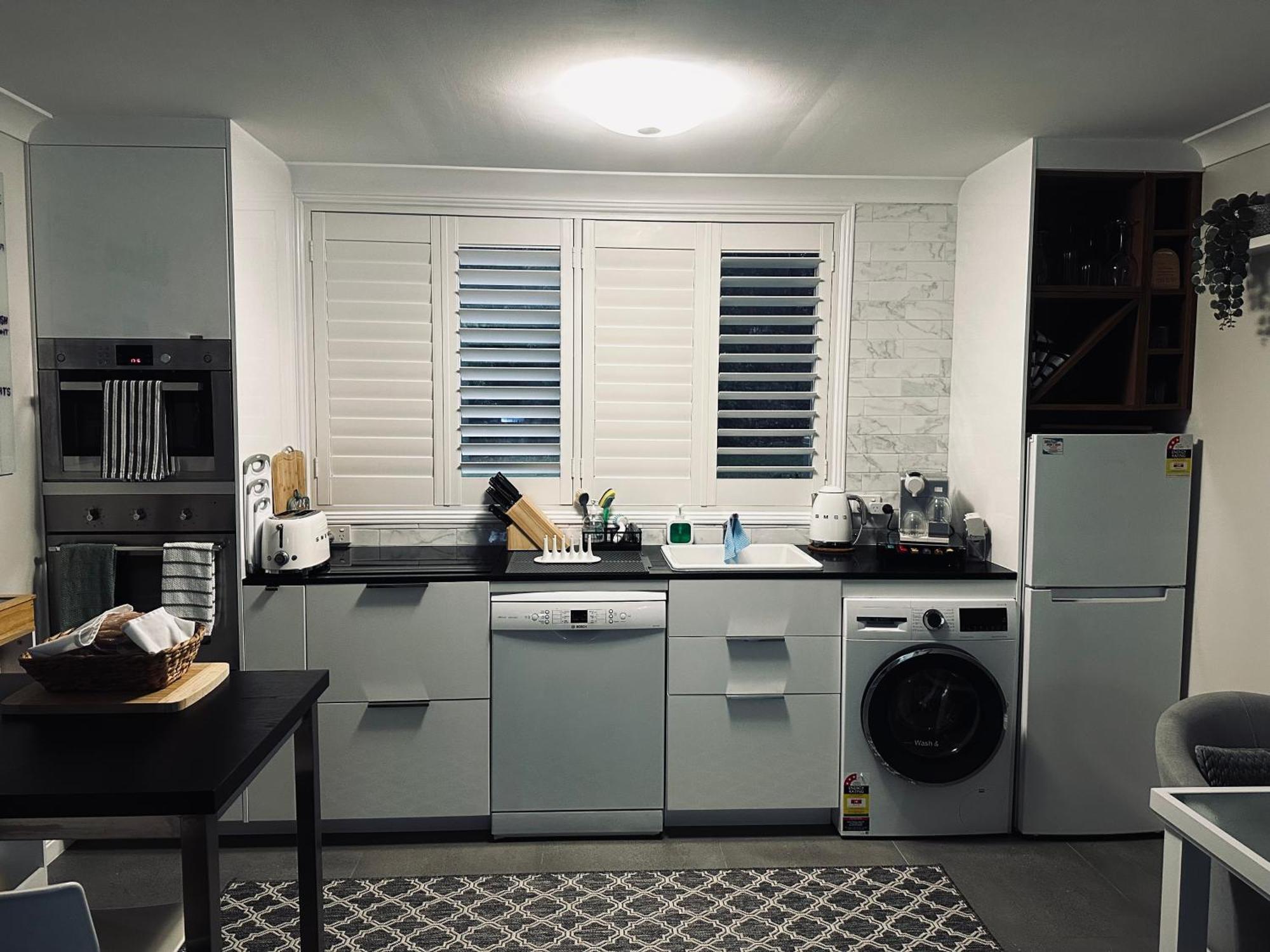 Ormeau Luxury Boutique Self-Contained Private Granny Flat 빌라 외부 사진
